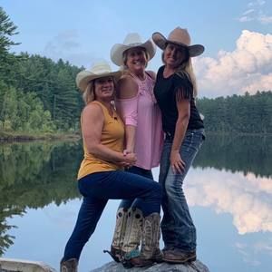 Meet your Posher, Sharon